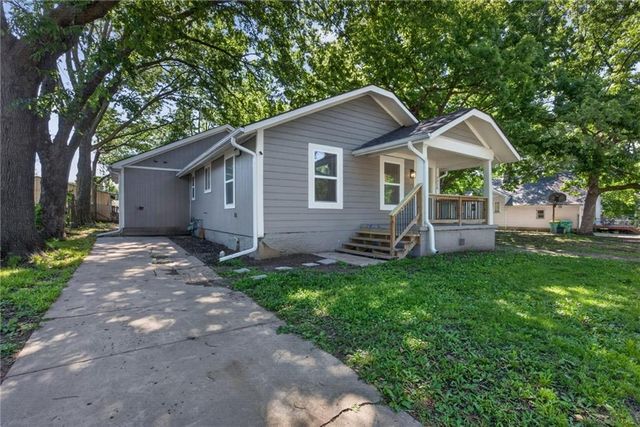 2715 S 37th Street, Kansas City, KS 66106