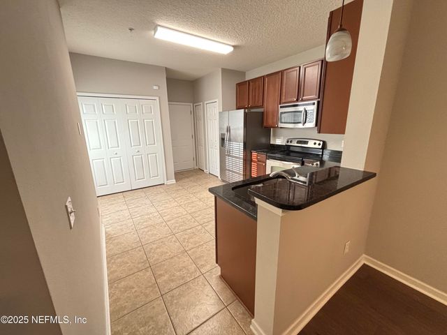 196 LEESE Drive, St. Johns, FL 32259