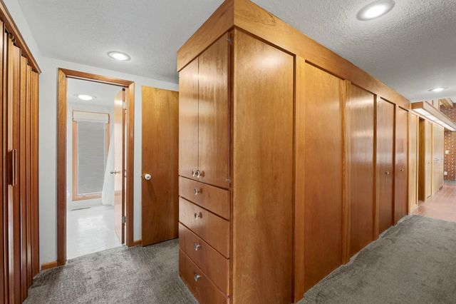 3044 W Bluebird Dr, Wichita, KS 67204