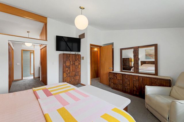 3044 W Bluebird Dr, Wichita, KS 67204