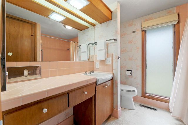 3044 W Bluebird Dr, Wichita, KS 67204