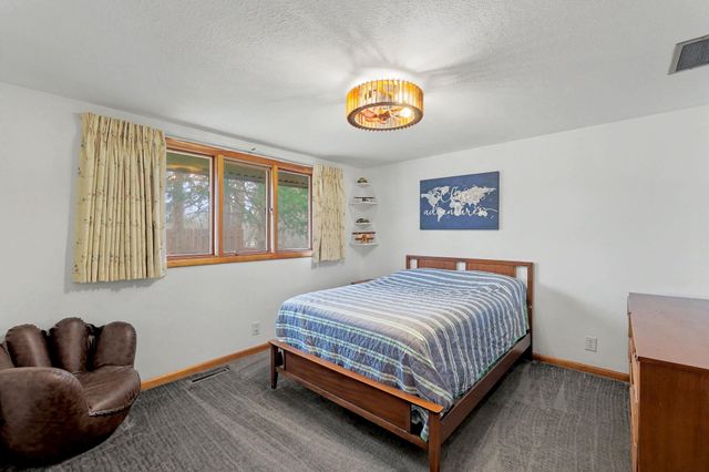 3044 W Bluebird Dr, Wichita, KS 67204