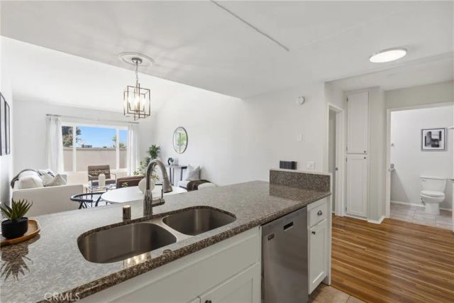 8034 Linda Vista 2Q, San Diego, CA 92111