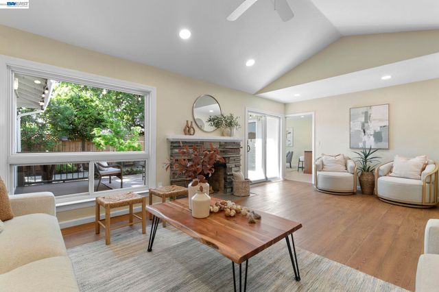 733 Mayview Way, Livermore, CA 94550