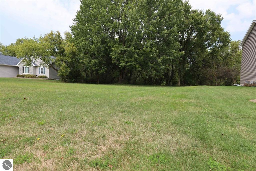 Image 2 of property listing at 311 Red Maple Lane, Shepherd, MI 48883