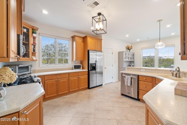 19 Madison Avenue, Long Branch, NJ 07740