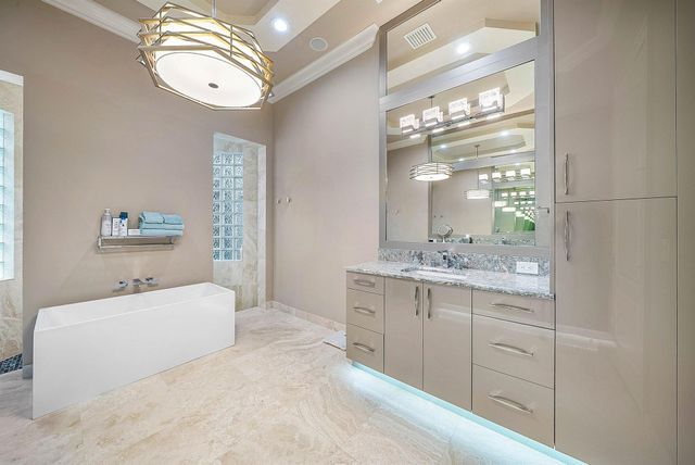 9161 Equus Circle, Boynton Beach, FL 33472