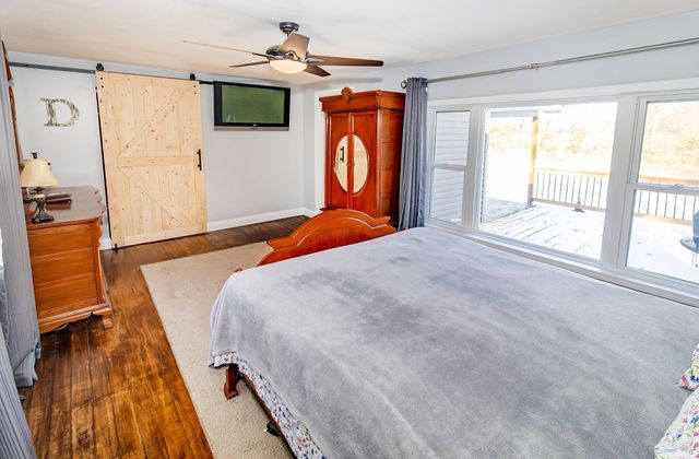 841 W Airport Road, Vincennes, IN 47591