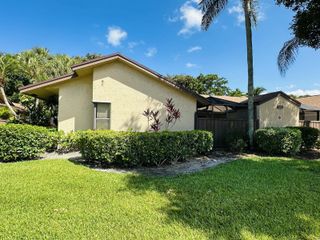 3953 Cocoplum Circle 3611, Coconut Creek, FL 33063