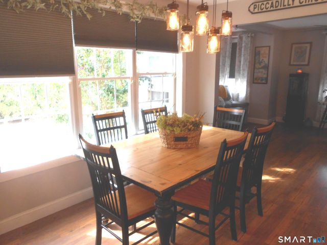 13 Burritt Place, Naugatuck, CT 06770
