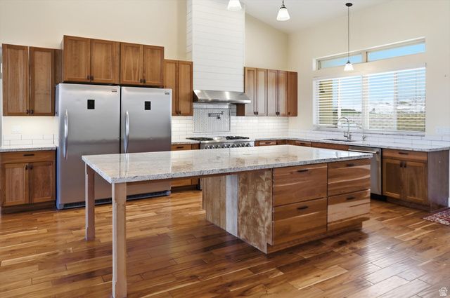 3761 S SPINNAKER BAY DR, Saratoga Springs, UT 84045