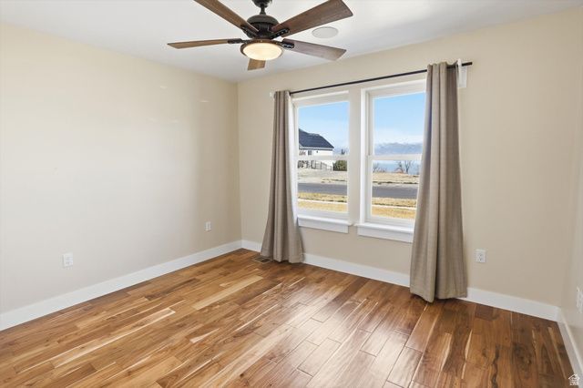 3761 S SPINNAKER BAY DR, Saratoga Springs, UT 84045