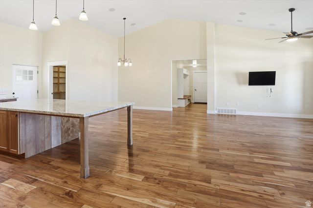 3761 S SPINNAKER BAY DR, Saratoga Springs, UT 84045