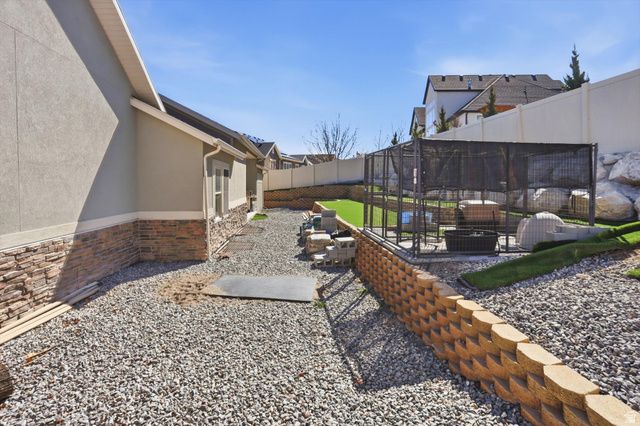 3761 S SPINNAKER BAY DR, Saratoga Springs, UT 84045
