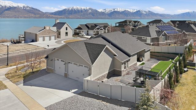 3761 S SPINNAKER BAY DR, Saratoga Springs, UT 84045