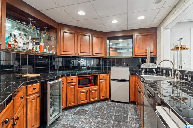 5064 GREYSTONE WAY, Hoover, AL 35242