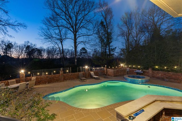 5064 GREYSTONE WAY, Hoover, AL 35242