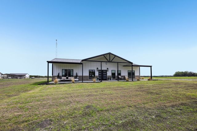 5029 County Road 1098, Celeste, TX 75423