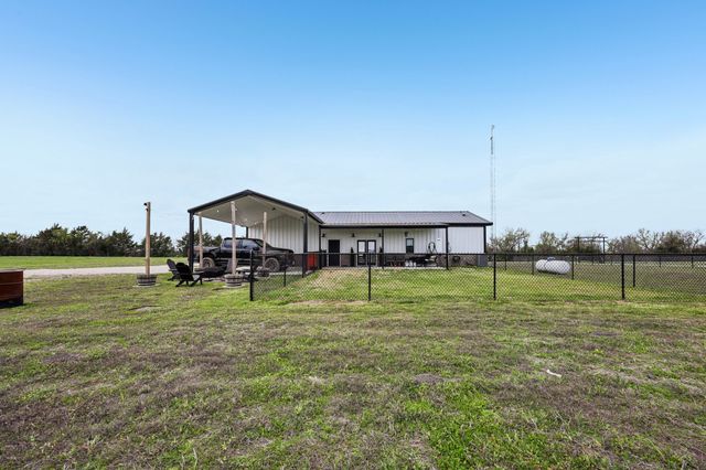 5029 County Road 1098, Celeste, TX 75423