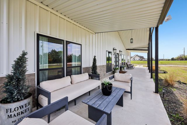 5029 County Road 1098, Celeste, TX 75423