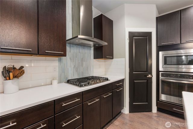 3725 200th Place SE, Bothell, WA 98012