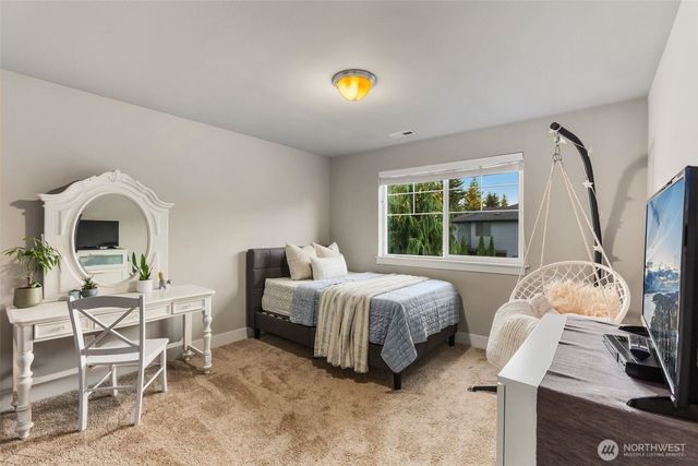 3725 200th Place SE, Bothell, WA 98012