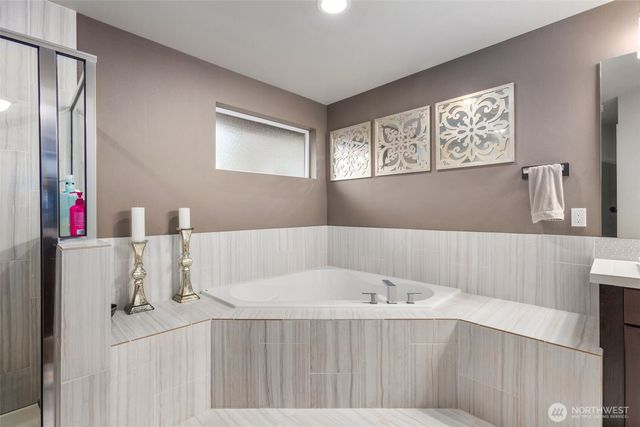 3725 200th Place SE, Bothell, WA 98012