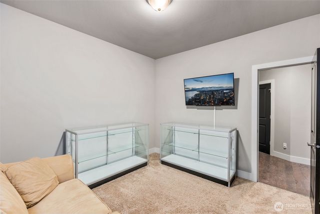 3725 200th Place SE, Bothell, WA 98012