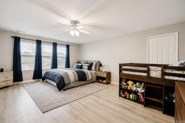 222 Pleasant Holly Drive, Benton, AR 72015