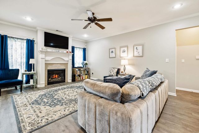 222 Pleasant Holly Drive, Benton, AR 72015