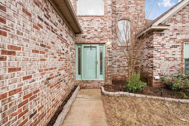 222 Pleasant Holly Drive, Benton, AR 72015