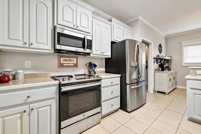 222 Pleasant Holly Drive, Benton, AR 72015