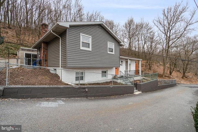 125 S MAIN ST, Mahanoy City, PA 17948