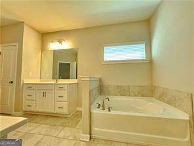 4457 Waxwing Street, Hoschton, GA 30548