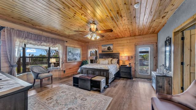 1040 Enchanted Rock Court, Possum Kingdom Lake, TX 76449