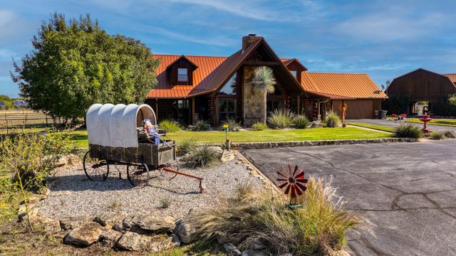 1040 Enchanted Rock Court, Possum Kingdom Lake, TX 76449