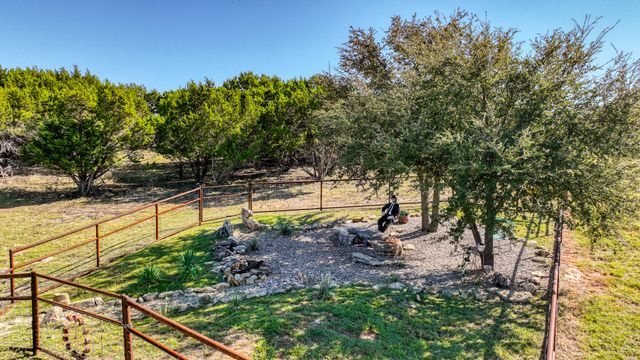 1040 Enchanted Rock Court, Possum Kingdom Lake, TX 76449