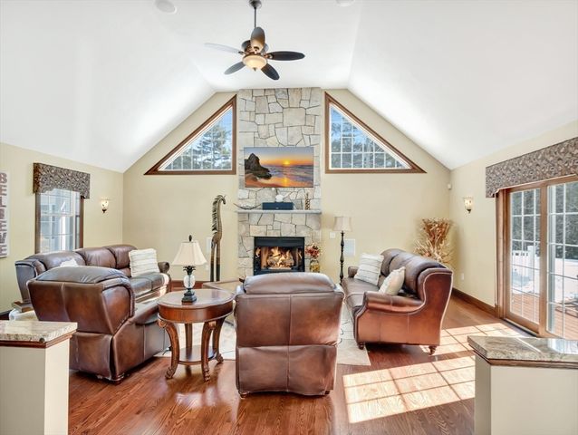 23 Lullaby Lane, Easton, MA 02356