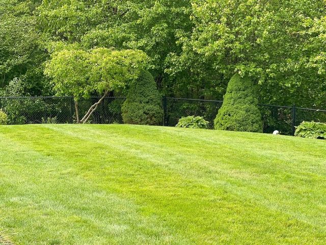 23 Lullaby Lane, Easton, MA 02356