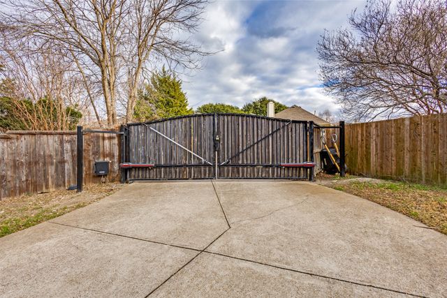 2909 Breckenridge Court, Mckinney, TX 75070