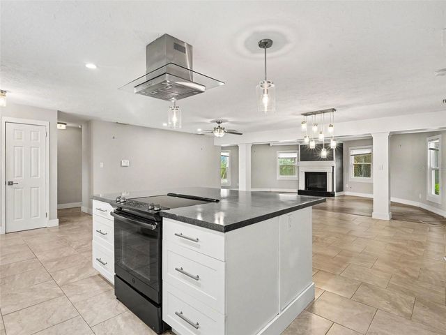2746 HIBISCUS STREET, Sarasota, FL 34239