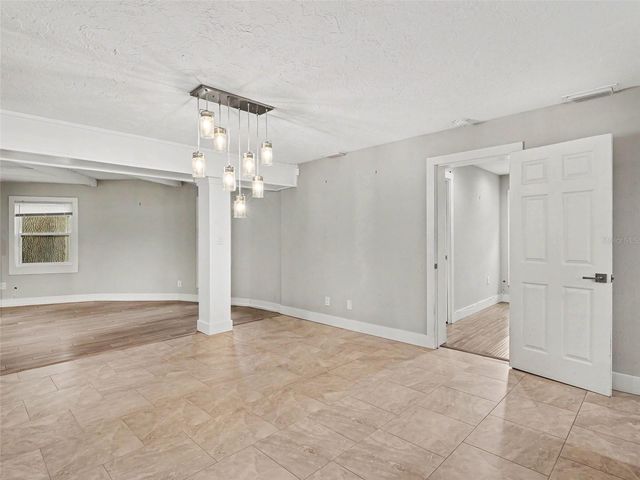 2746 HIBISCUS STREET, Sarasota, FL 34239