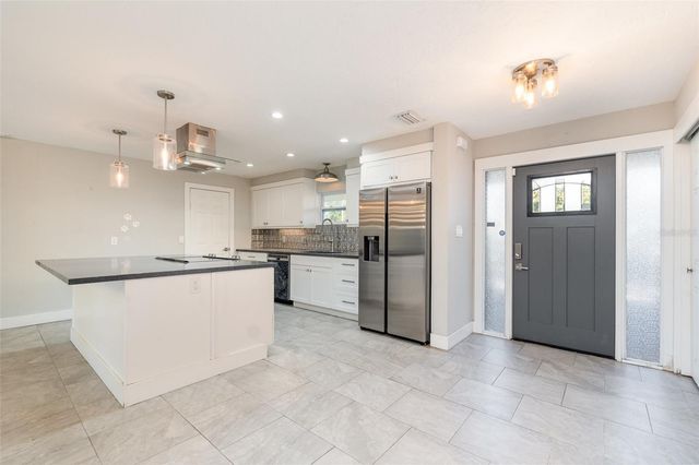 2746 HIBISCUS STREET, Sarasota, FL 34239
