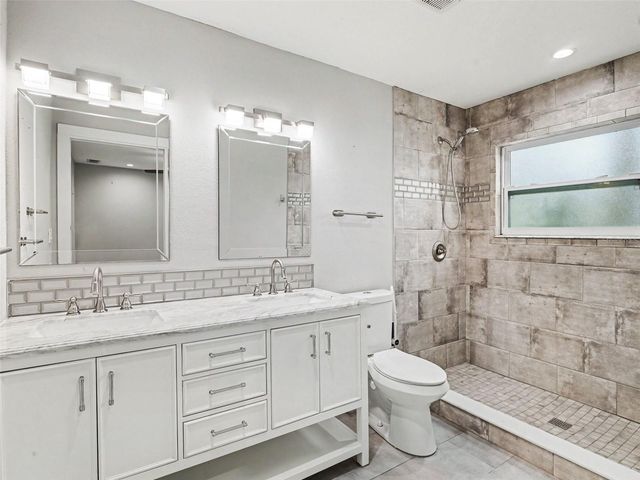 2746 HIBISCUS STREET, Sarasota, FL 34239
