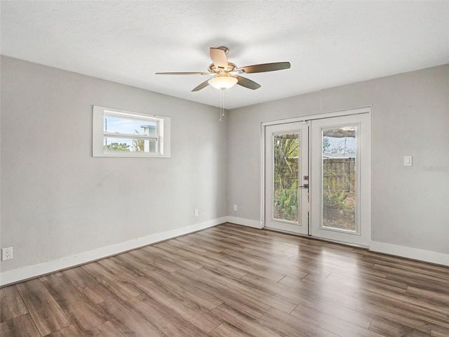 2746 HIBISCUS STREET, Sarasota, FL 34239
