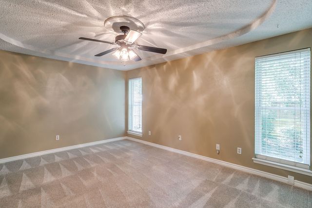 5716 Tumbleweed Court, Arlington, TX 76017