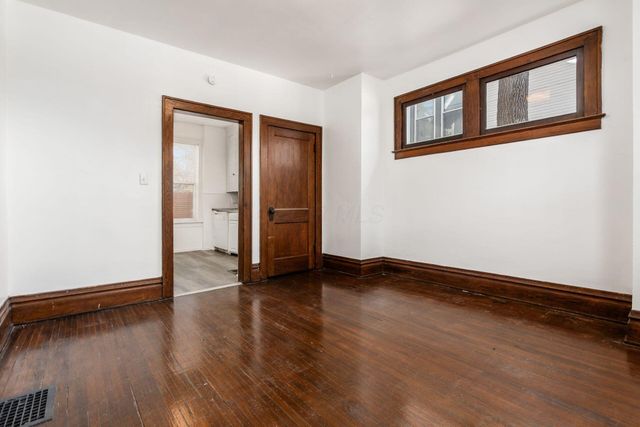 2394 Neil Avenue, Columbus, OH 43202