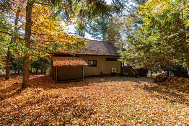 120 Riverside Drive, Saranac Lake, NY 12983