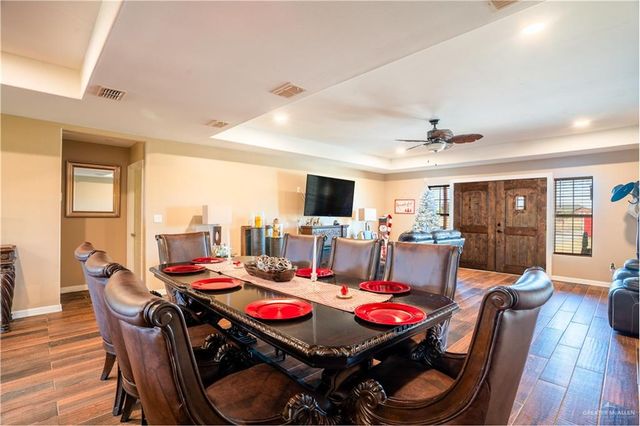 21604 N Val Verde Road, Edinburg, TX 78542