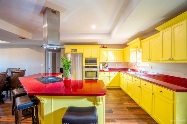 21604 N Val Verde Road, Edinburg, TX 78542